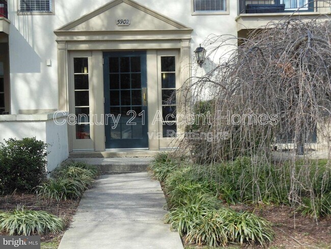 property at 5902A Surrey Hill Pl
