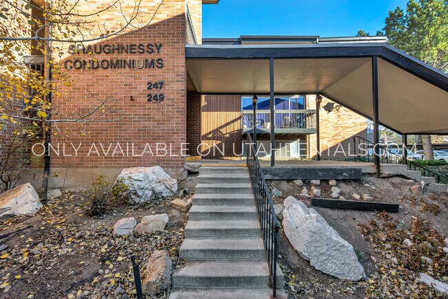 249 S 700 E in Salt Lake City, UT - Building Photo - Building Photo