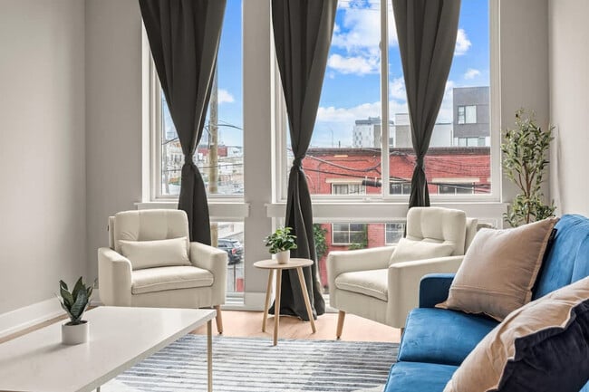 916 N Delaware Ave in Philadelphia, PA - Building Photo - Building Photo