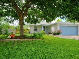 829 Satellite View, Unit #C in Round Rock, TX - Building Photo