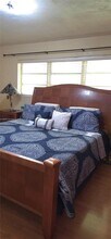 7813 Shalimar St in Miramar, FL - Building Photo - Building Photo