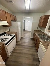 5155 Windy Hill Dr, Unit 202 in Raleigh, NC - Building Photo - Building Photo