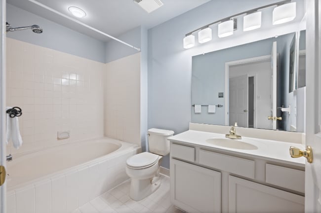 1408 Black Walnut Dr in Phoenixville, PA - Foto de edificio - Building Photo