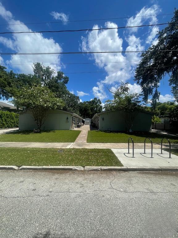 property at 1613 Illinois St