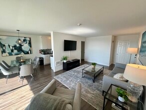 630 The Village, Unit 116 in Redondo Beach, CA - Building Photo - Building Photo