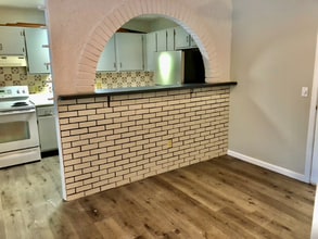 9 Strawberry Bank Rd in Nashua, NH - Building Photo - Building Photo