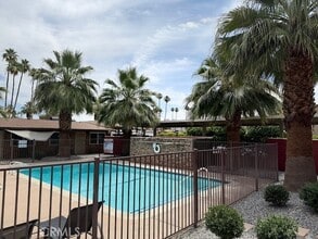 74402 Abronia Trail, Unit 3 in Palm Desert, CA - Building Photo - Building Photo