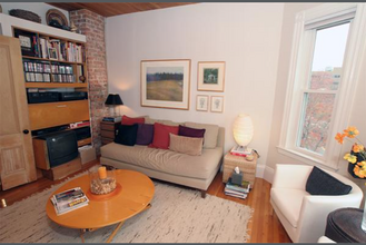 49 Putnam Ave, Unit 3 in Cambridge, MA - Building Photo - Building Photo