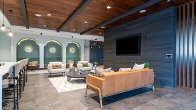 Lyric Sugar Hill in Sugar Hill, GA - Foto de edificio - Interior Photo