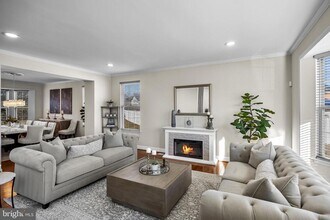 7 Madison Ct in Evesham, NJ - Building Photo - Building Photo