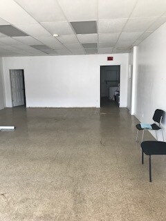 3462 W North Ave-Unit -3462-Store in Chicago, IL - Building Photo - Building Photo