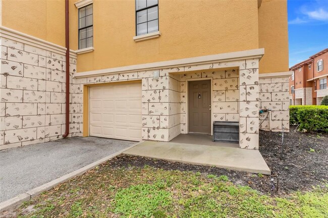 6119 Metrowest Blvd in Orlando, FL - Building Photo - Building Photo