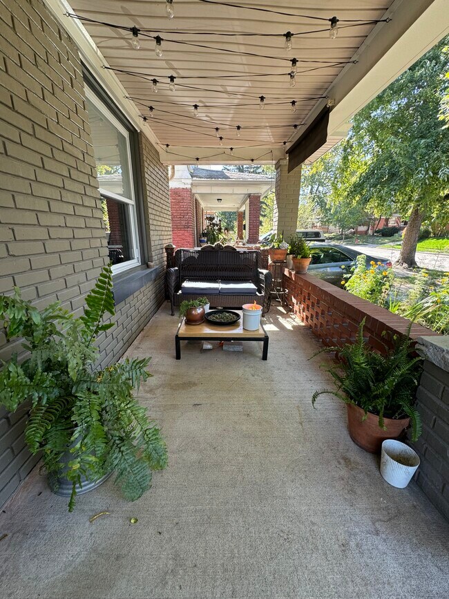 4315 Fairmount Ave, Unit 1 Charming in Kansas City, MO - Building Photo - Building Photo