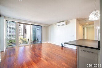 1200 Queen Emma St in Honolulu, HI - Foto de edificio - Building Photo