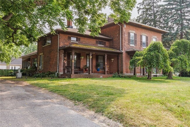 property at 981 Latta Rd