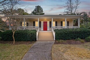 3521 W Stillwood Ln in Mobile, AL - Building Photo