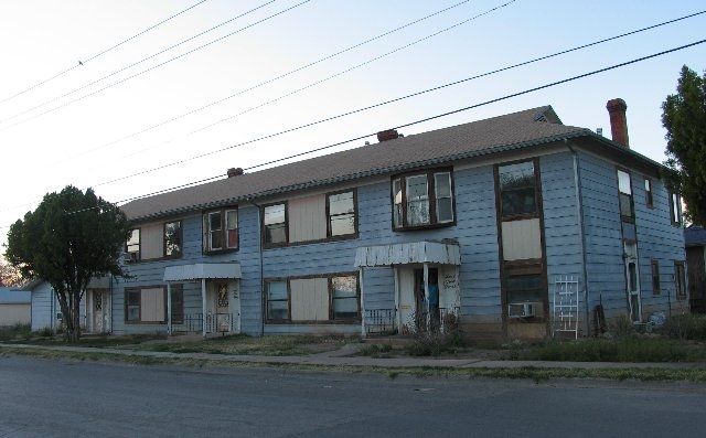 423 12th St in Alamogordo, NM - Building Photo