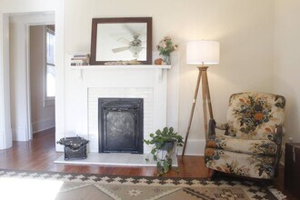 1825 Cambridge Ave, Unit 1 (2/2) in College Park, GA - Building Photo - Building Photo