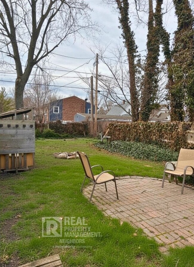 88 E 18th St in Holland, MI - Building Photo - Building Photo