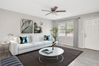 2 Bed/1.5 Bath Apartment-Rossville, GA in Rossville, GA - Building Photo - Building Photo