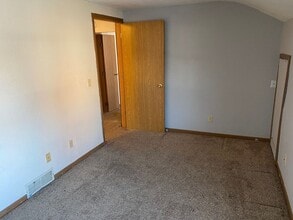 524 S 3rd Ave in Wausau, WI - Building Photo - Building Photo