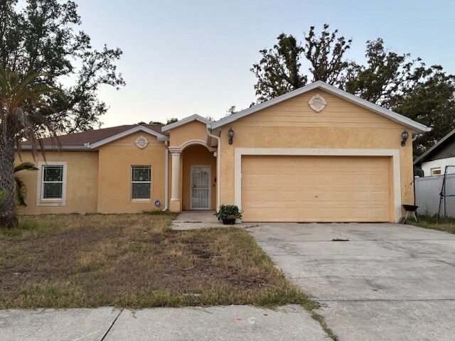 4051-4012 12th Ave S in St. Petersburg, FL - Building Photo - Building Photo