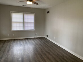 34 Locust Ln in Jackson, TN - Building Photo - Building Photo