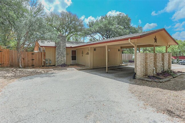 property at 1003 Beaver Trail