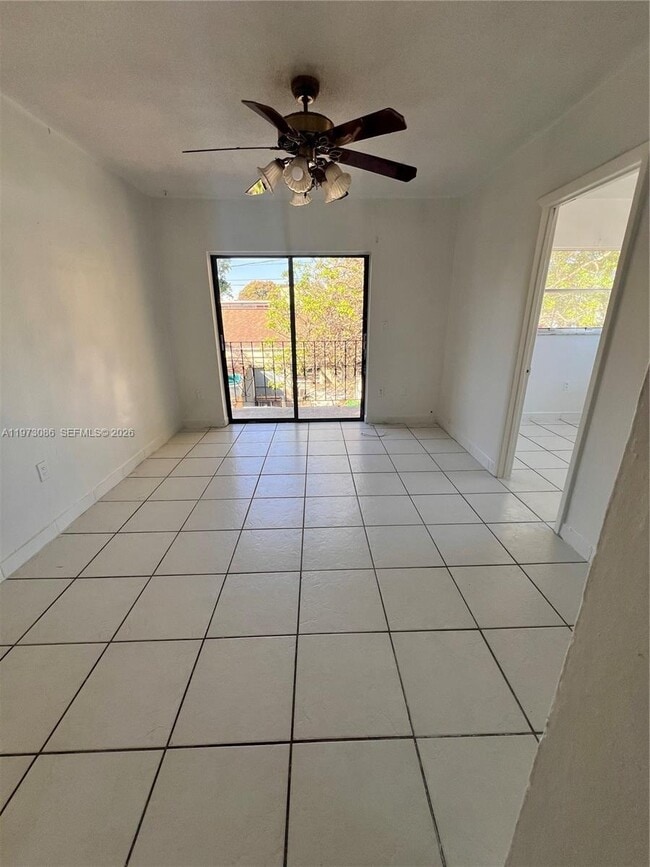 608 SW 15th Ave, Unit 2 in Miami, FL - Building Photo - Building Photo