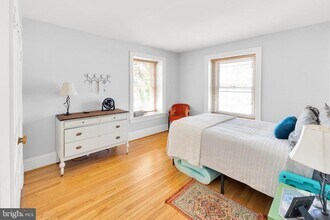 340 Euclid Ave in Ambler, PA - Building Photo - Building Photo