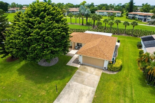 4332 Beechwood Lake Dr in Naples, FL - Building Photo - Building Photo