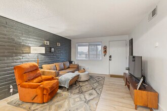 1723 Robb St, Unit #55 in Lakewood, CO - Building Photo - Building Photo