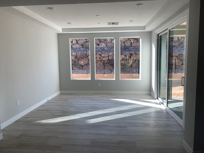 39 Desert Ivy Ln in Henderson, NV - Building Photo - Building Photo
