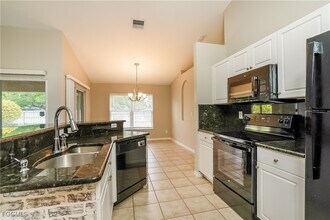 1535 SE 42nd Terrace in Cape Coral, FL - Building Photo - Building Photo