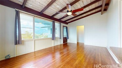 44-123-123 Mikiola Dr in Kaneohe, HI - Building Photo - Building Photo