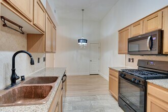 8985 S DURANGO in Las Vegas, NV - Building Photo - Building Photo