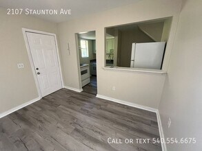 2107 Staunton Ave NW in Roanoke, VA - Building Photo - Building Photo