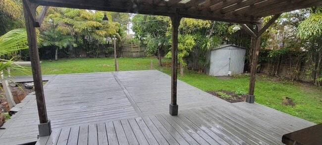 property at 1835 Fletcher St