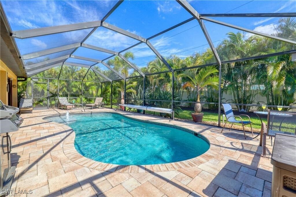 1513 SW 43rd Ln in Cape Coral, FL - Foto de edificio