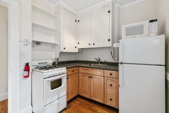 285 Harvard St, Unit #110 in Cambridge, MA - Building Photo - Building Photo