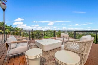 Heights of Knoxville in Knoxville, TN - Building Photo - Building Photo