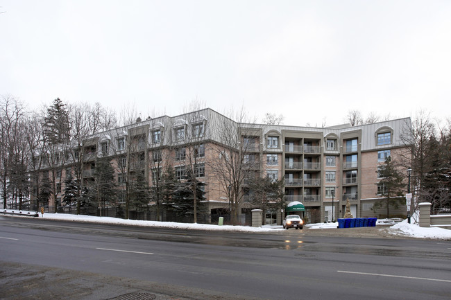 75 York Mills Rd in Toronto, ON - Building Photo - Primary Photo