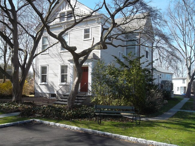 property at 95 High St