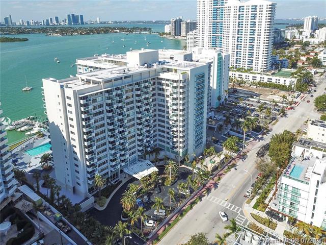 1200 West Ave, Unit 1425 in Miami Beach, FL - Foto de edificio - Building Photo