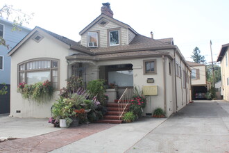 1117 El Camino Real in Burlingame, CA - Foto de edificio - Building Photo