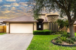 20 Xanthisma Ave in McAllen, TX - Building Photo