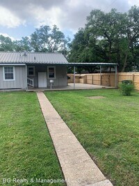 401 Dodson St photo'