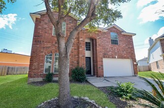 7951 Burning Oak Ln in Richmond, TX - Building Photo - Building Photo