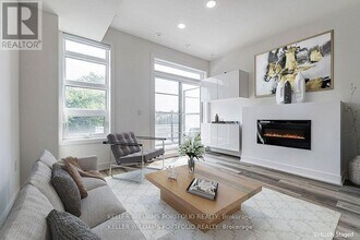 57 Finch Ave W in Toronto, ON - Building Photo - Building Photo