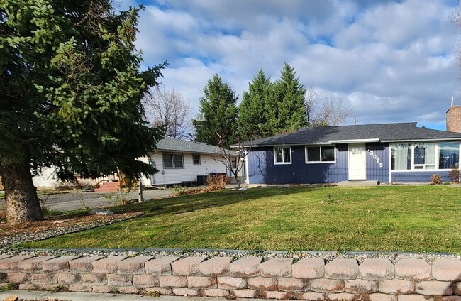 property at 2075 E Alder St